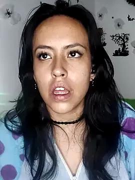 Queen_Ashly from StripChat is Freechat