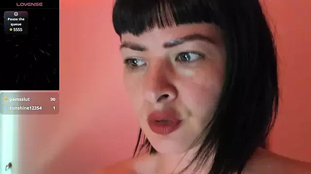 Customizable and immersive: Energize your taste buds and checkout our delicious choice of amateur cams liveshows with excited livestreamers getting their sweet physiques pounded with their beloved vibrating toys.