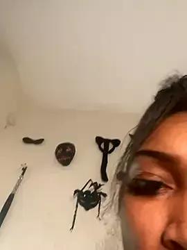 QUEENCALIMOD from StripChat is Freechat