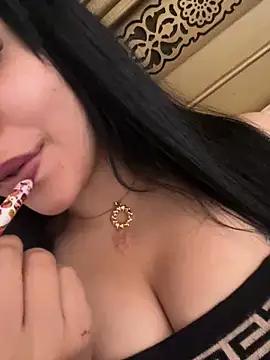 Customizable and immersive: Energize your taste buds and checkout our delicious choice of amateur cams liveshows with excited livestreamers getting their sweet physiques pounded with their beloved vibrating toys.