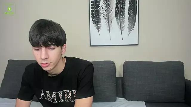 Quentin_Blake from StripChat is Freechat