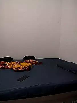 Quynhbabysexy from StripChat is Freechat