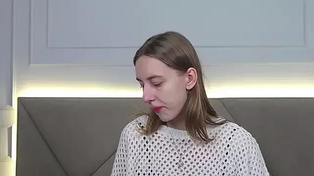 RachaelCute from StripChat is Freechat