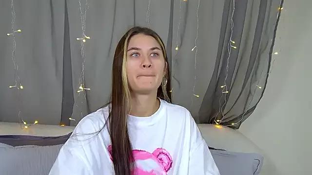 Customizable and immersive: Energize your taste buds and checkout our delicious choice of amateur cams liveshows with excited livestreamers getting their sweet physiques pounded with their beloved vibrating toys.