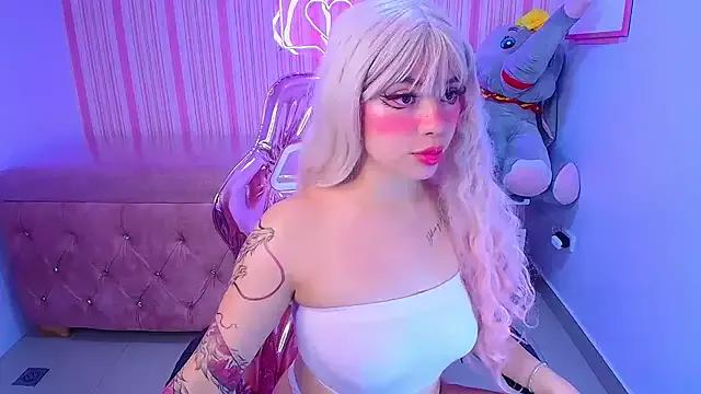 Customizable and immersive: Energize your taste buds and checkout our delicious choice of amateur cams liveshows with excited livestreamers getting their sweet physiques pounded with their beloved vibrating toys.
