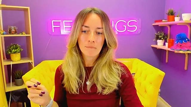 RebeccaMartinez from StripChat