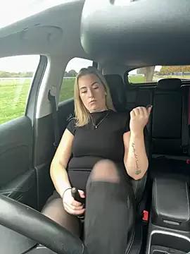 Photos of RebeccaSquirtsXXX from StripChat is Freechat