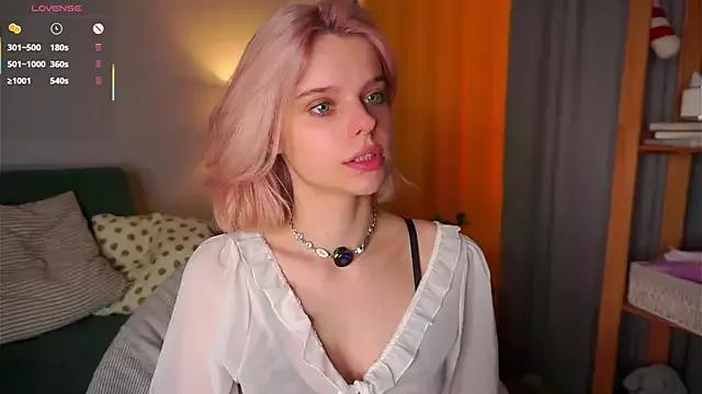 Customizable and immersive: Energize your taste buds and checkout our delicious choice of amateur cams liveshows with excited livestreamers getting their sweet physiques pounded with their beloved vibrating toys.