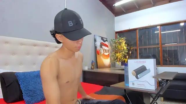 ricky_backus from StripChat is Freechat