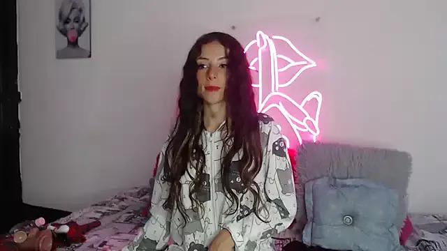 Customizable and immersive: Energize your taste buds and checkout our delicious choice of amateur cams liveshows with excited livestreamers getting their sweet physiques pounded with their beloved vibrating toys.