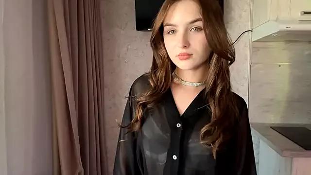 RinaModel from StripChat is Freechat