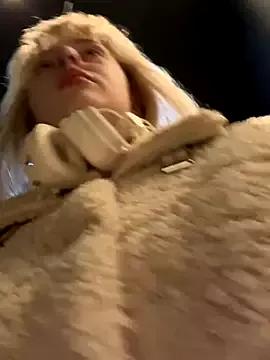 RonnieKiss from StripChat is Freechat