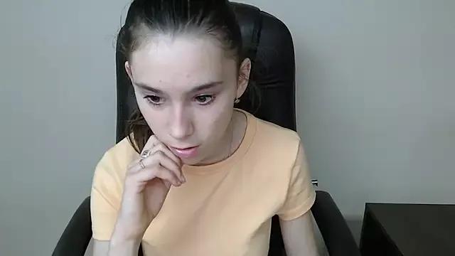 RosaRay_ from StripChat is Freechat