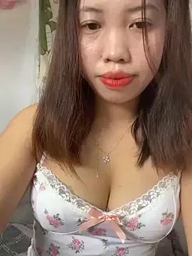 Rose-babyx from StripChat is Freechat
