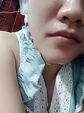 Rose_Anne from StripChat is Freechat