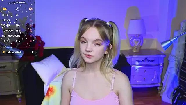 Customizable and immersive: Energize your taste buds and checkout our delicious choice of amateur cams liveshows with excited livestreamers getting their sweet physiques pounded with their beloved vibrating toys.