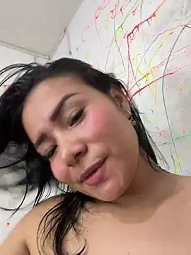 Customizable and immersive: Energize your taste buds and checkout our delicious choice of amateur cams liveshows with excited livestreamers getting their sweet physiques pounded with their beloved vibrating toys.