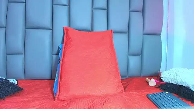 Customizable and immersive: Energize your taste buds and checkout our delicious choice of amateur cams liveshows with excited livestreamers getting their sweet physiques pounded with their beloved vibrating toys.