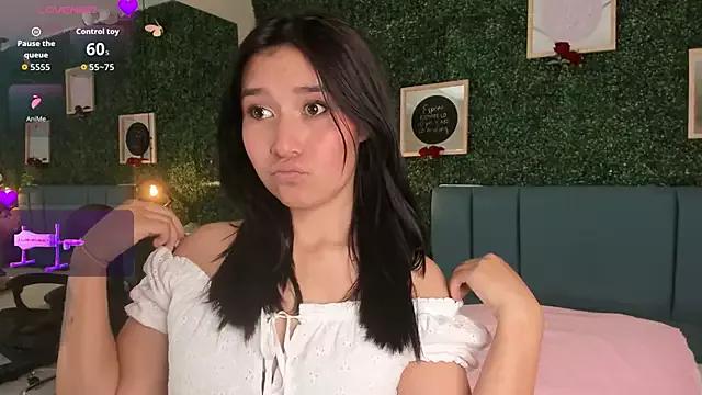 Rubyvixxen_ from StripChat is Freechat