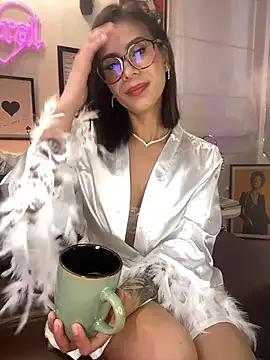 Customizable and immersive: Energize your taste buds and checkout our delicious choice of amateur cams liveshows with excited livestreamers getting their sweet physiques pounded with their beloved vibrating toys.