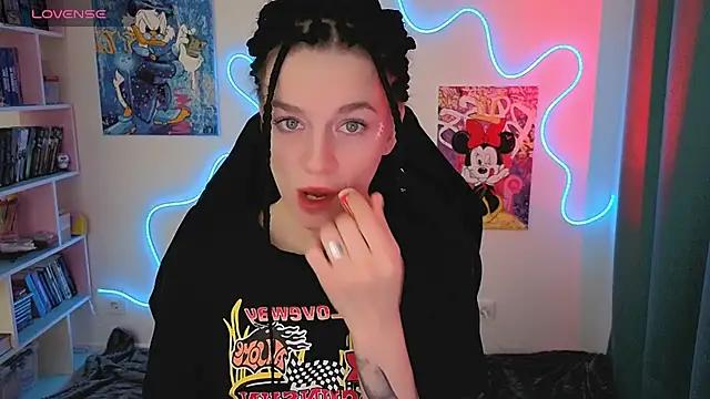 RuthMartine from StripChat is Freechat