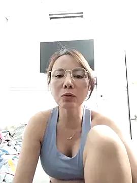 Rytashowlive from StripChat is Freechat