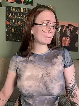 Sabrina_shells from StripChat is Freechat