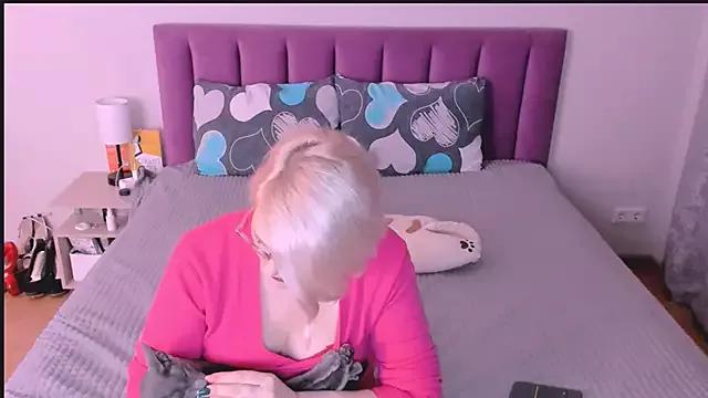 Customizable and immersive: Energize your taste buds and checkout our delicious choice of amateur cams liveshows with excited livestreamers getting their sweet physiques pounded with their beloved vibrating toys.