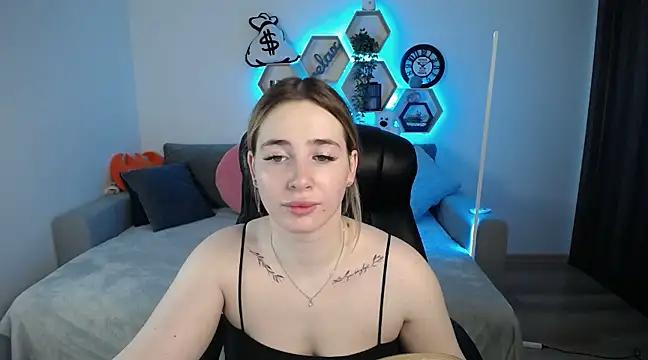 Customizable and immersive: Energize your taste buds and checkout our delicious choice of amateur cams liveshows with excited livestreamers getting their sweet physiques pounded with their beloved vibrating toys.