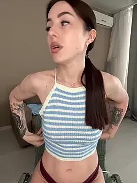 Customizable and immersive: Energize your taste buds and checkout our delicious choice of amateur cams liveshows with excited livestreamers getting their sweet physiques pounded with their beloved vibrating toys.