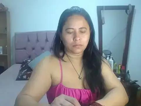 SalomeBurning from StripChat is Freechat