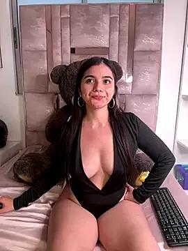 Customizable and immersive: Energize your taste buds and checkout our delicious choice of amateur cams liveshows with excited livestreamers getting their sweet physiques pounded with their beloved vibrating toys.