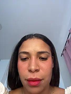 Samantaa01 from StripChat