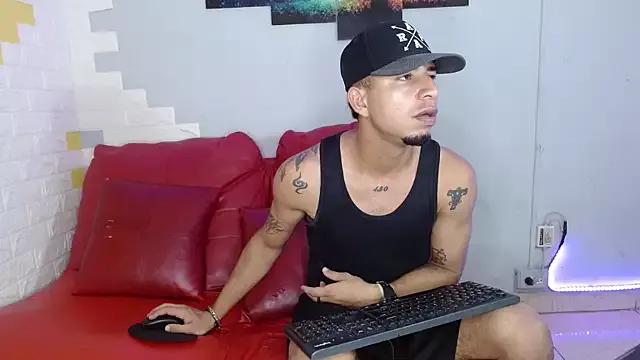 san_dirtyboy18 from StripChat is Freechat