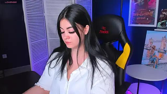 Customizable and immersive: Energize your taste buds and checkout our delicious choice of amateur cams liveshows with excited livestreamers getting their sweet physiques pounded with their beloved vibrating toys.