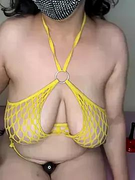 Sandra_sexy_arabe from StripChat is Freechat