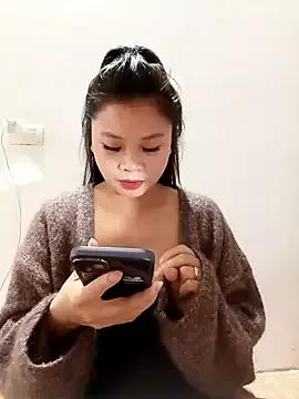 sara-xx from StripChat is Freechat