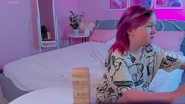 Customizable and immersive: Energize your taste buds and checkout our delicious choice of amateur cams liveshows with excited livestreamers getting their sweet physiques pounded with their beloved vibrating toys.