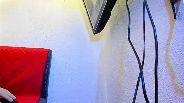 Customizable and immersive: Energize your taste buds and checkout our delicious choice of amateur cams liveshows with excited livestreamers getting their sweet physiques pounded with their beloved vibrating toys.