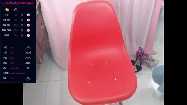 Sarablonde420 from StripChat is Freechat