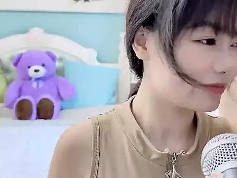 sarah111 from StripChat is Freechat
