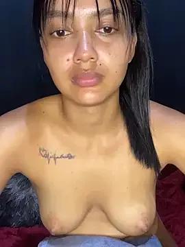 SARAH_GM00 from StripChat is Freechat