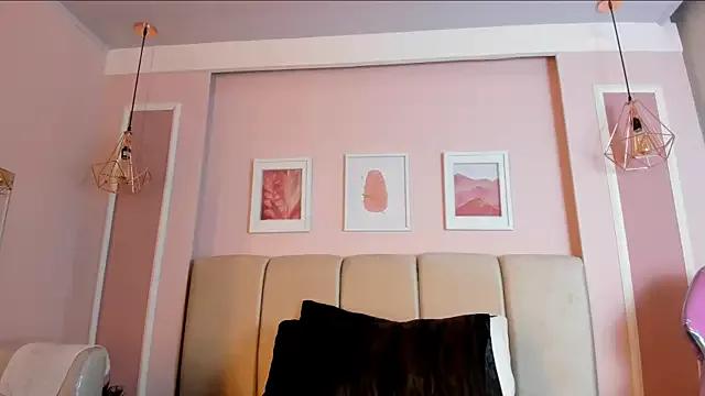 Customizable and immersive: Energize your taste buds and checkout our delicious choice of amateur cams liveshows with excited livestreamers getting their sweet physiques pounded with their beloved vibrating toys.