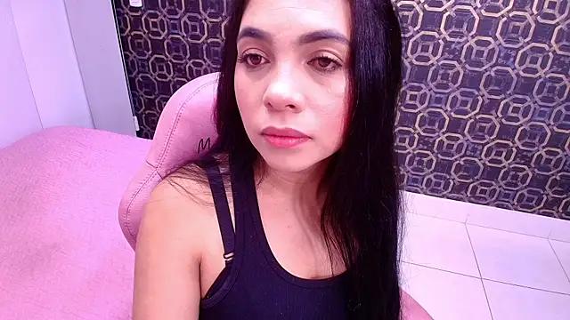 sarakaisy from StripChat