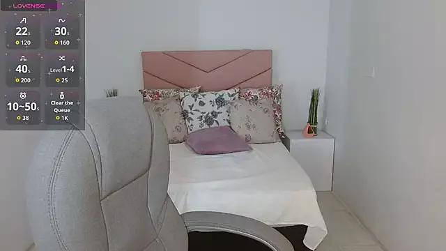 SarayVega_ from StripChat is Freechat