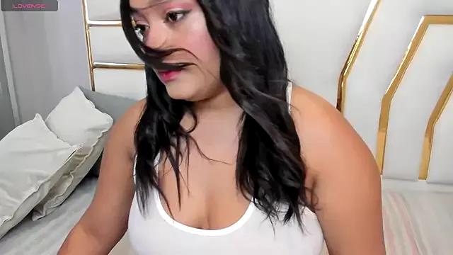Sariitaa_ from StripChat is Freechat
