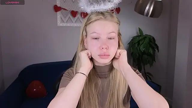 Sarra_Cooper from StripChat