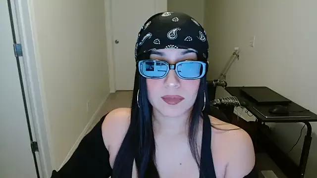 Customizable and immersive: Energize your taste buds and checkout our delicious choice of amateur cams liveshows with excited livestreamers getting their sweet physiques pounded with their beloved vibrating toys.