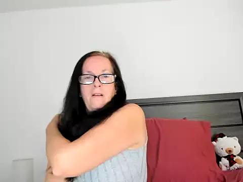 sassypeachgoddess from StripChat is Freechat