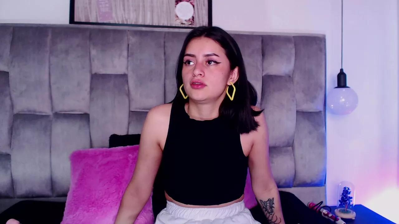 Customizable and immersive: Energize your taste buds and checkout our delicious choice of amateur cams liveshows with excited livestreamers getting their sweet physiques pounded with their beloved vibrating toys.